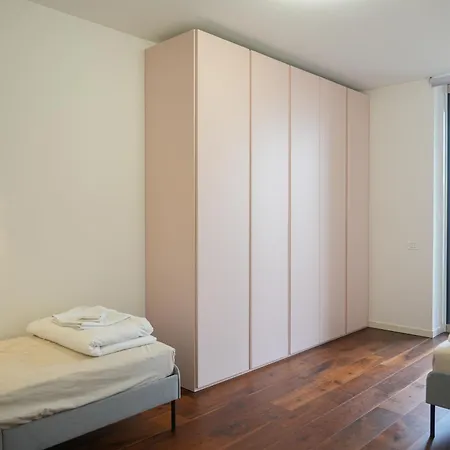 Isola 10 아파트 *